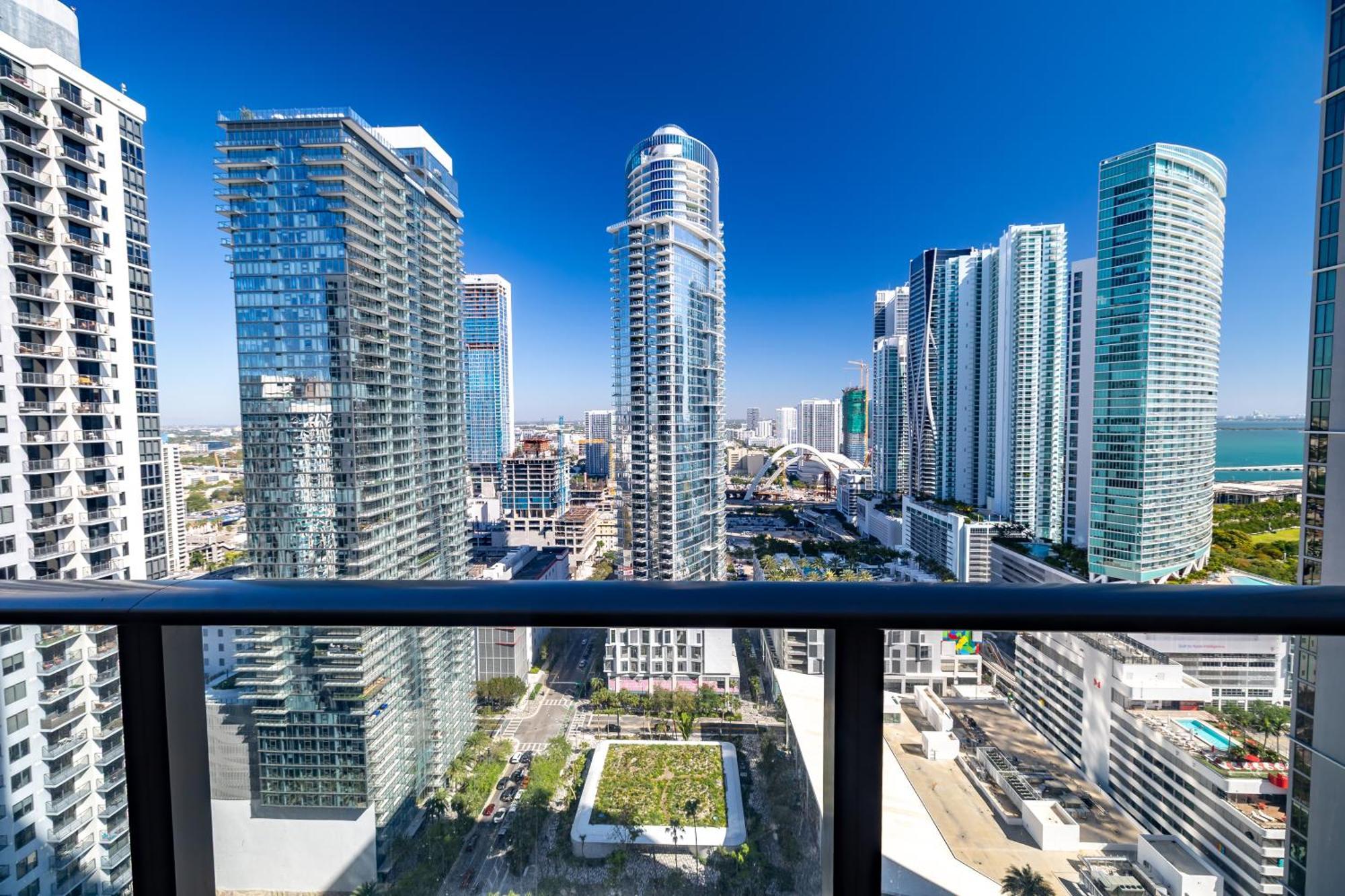 Apartamento Stunning 2 Bed 2 Bath W Balcony & Incredible Views